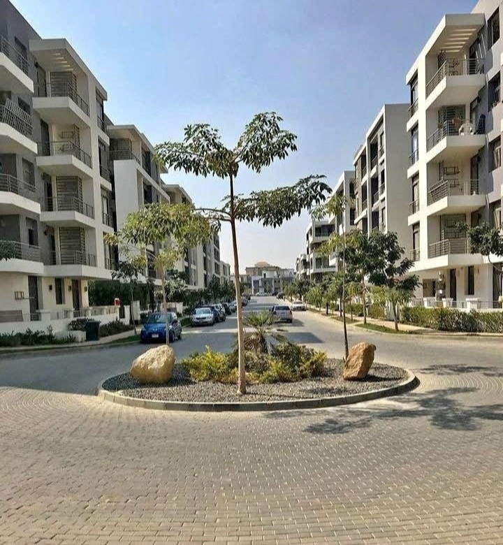 شقه للبيع في القاهرة الجديدة 